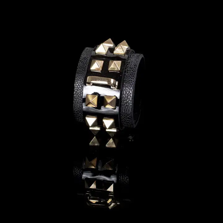 L’Attitude Cuff