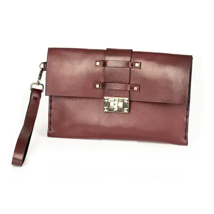 Bordeaux Stud Clutch